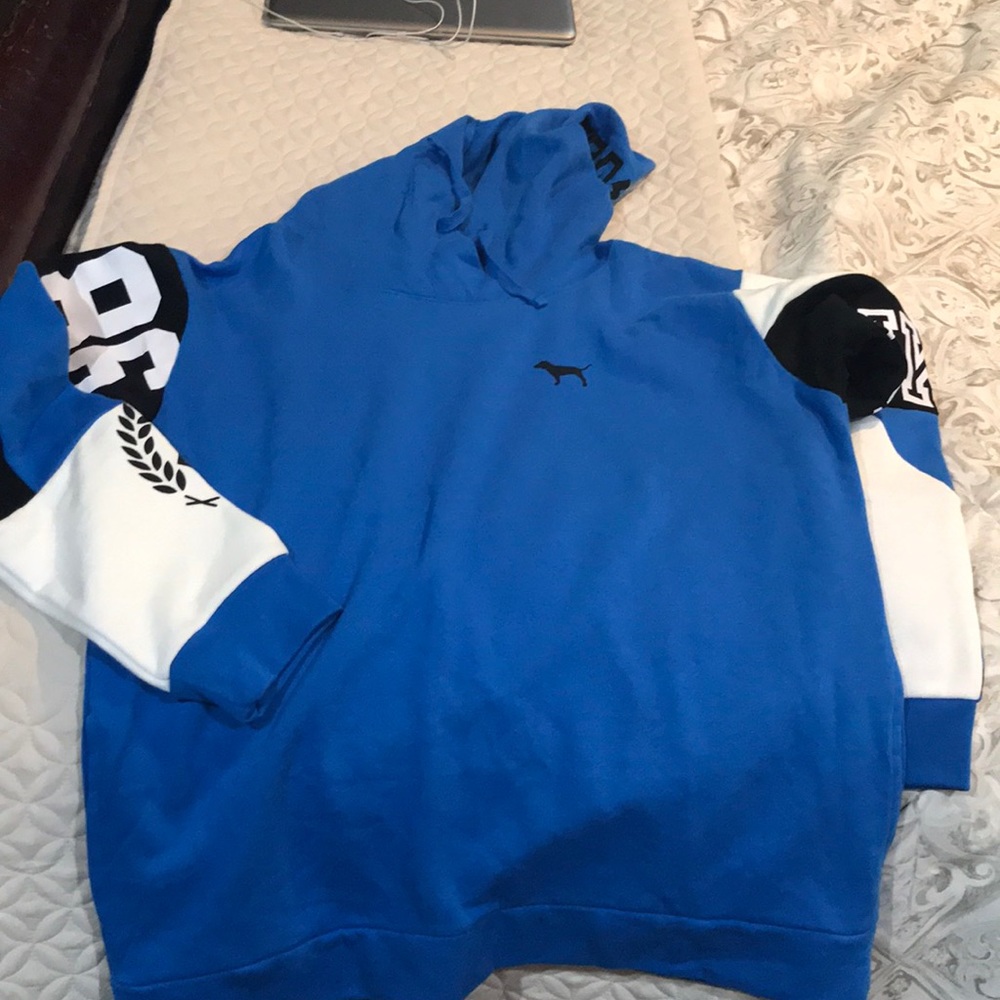Pink hoodie!!!     Please make offers!!!